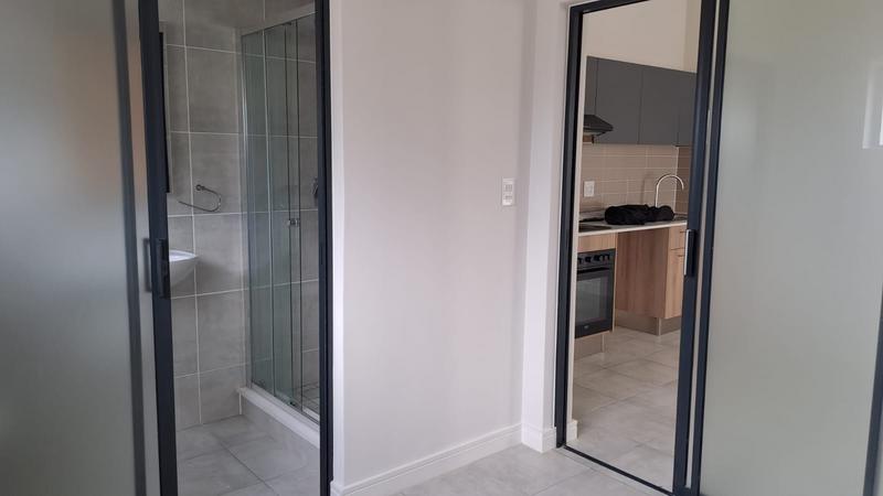 To Let 1 Bedroom Property for Rent in Gordons Bay Western Cape